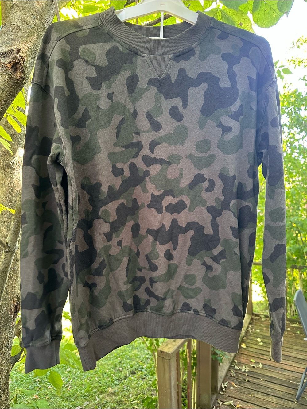 Goodfellow & Co. Men's Camo Crewneck Sweatshirt - Green Camo medium